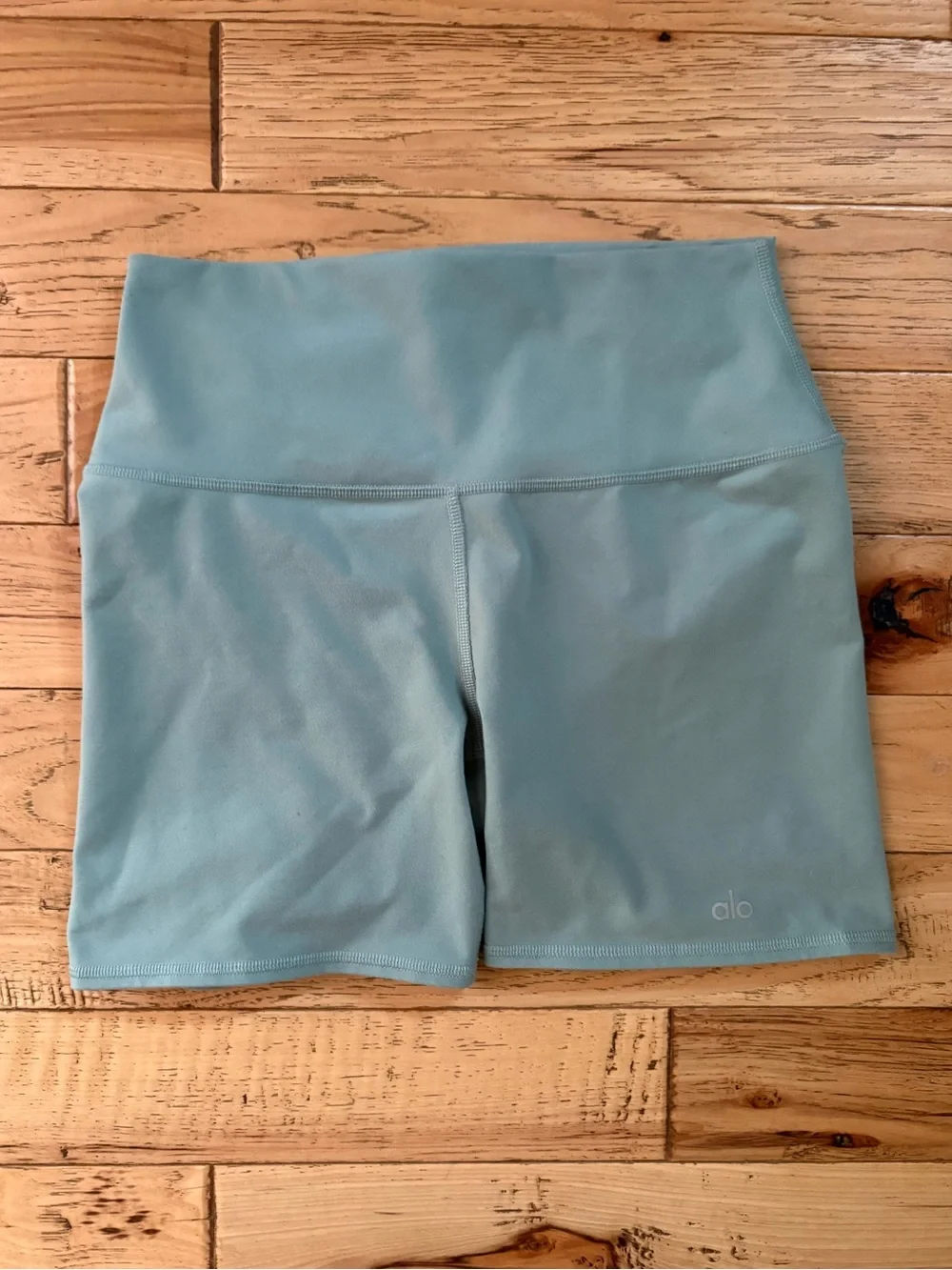 Alo Yoga Shorts, M.